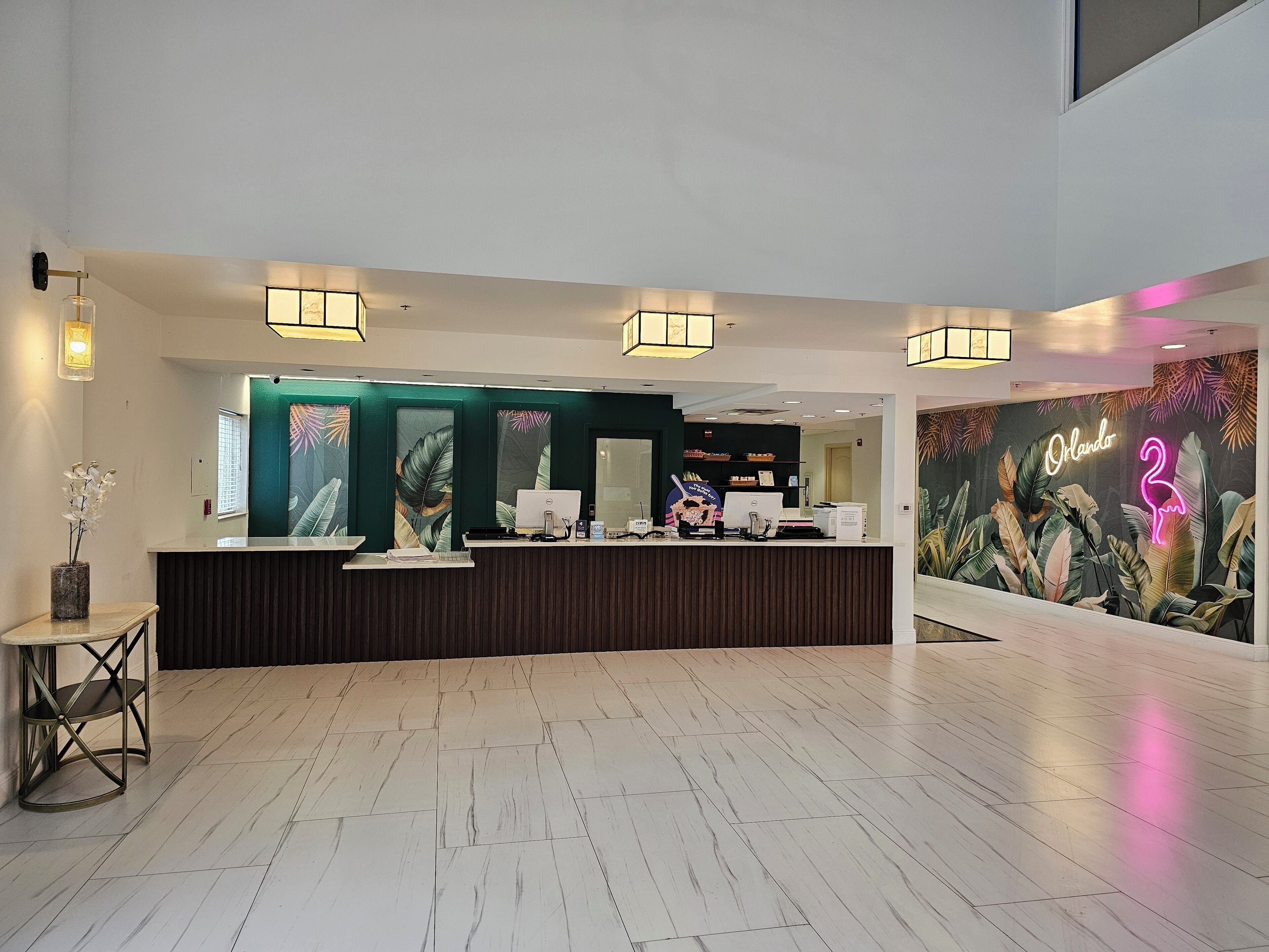 Photo - SureStay Plus by Best Western Orlando Lake Buena Vista