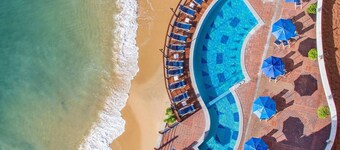 Superior Ocean front 2B/2B @ Iate Plaza