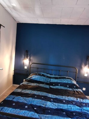1 bedroom, iron/ironing board