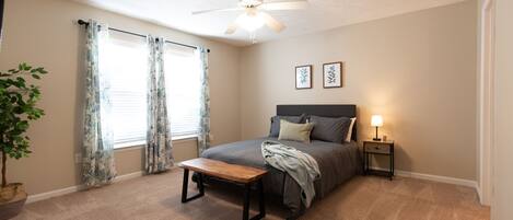 3 Schlafzimmer, Bügeleisen/Bügelbrett, Reisekinderbett, kostenloses WLAN