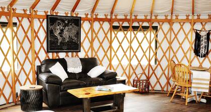 Luxury Yurt for Couples with Hot Tub on Deck