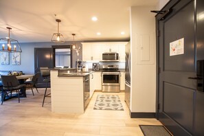 Fridge, microwave, oven, dishwasher