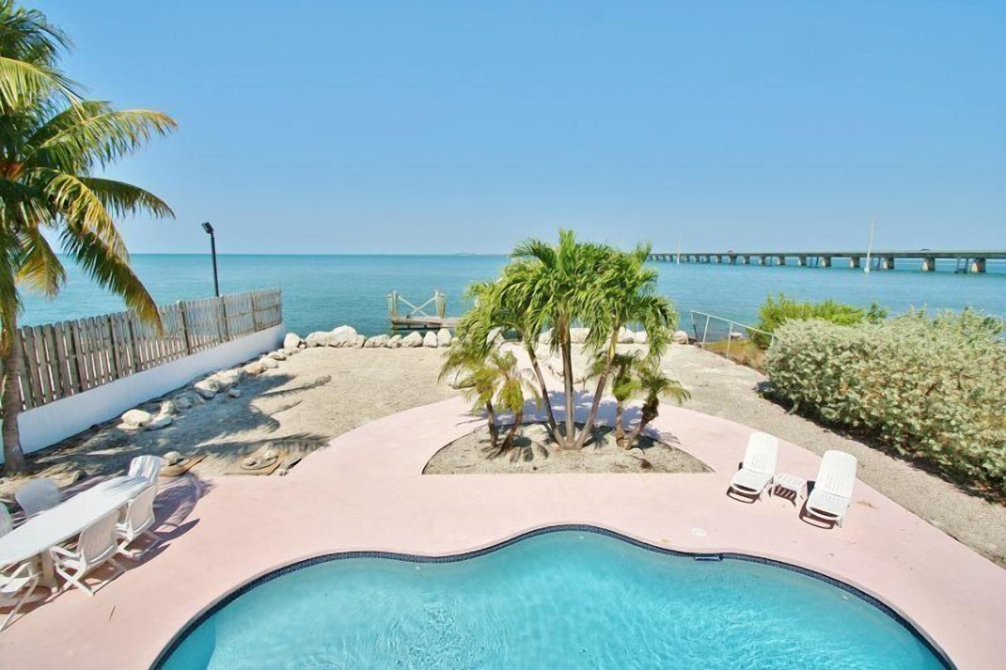Sea Forever ~ Stunning open water views overlooking the 7 Mile Bridge
