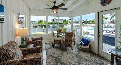 Refuge on the Reef~ Waterfront Pool Home, 75