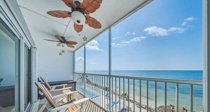 Seaside Villa~ Charming Beachfront Condo w/ Pool!