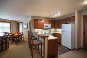 Frigorifero, microonde, forno, lavastoviglie