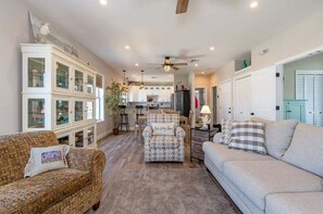 Smart TV - Island Time~ Pool Home Seconds to Open Ocean! 32' Dock (Marathon)