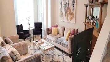 Smart TV, DVD player