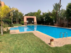 Piscine extérieure