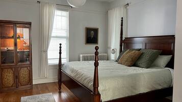 Exclusive Apartment, Private Bathroom, Garden View (1st Floor)