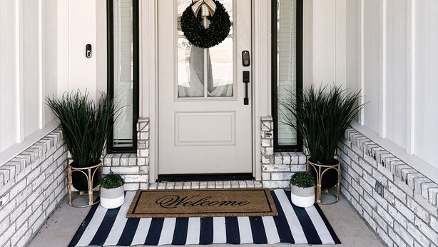 Exterior detail - Luxury meets Cozy New Build (Tyler)
