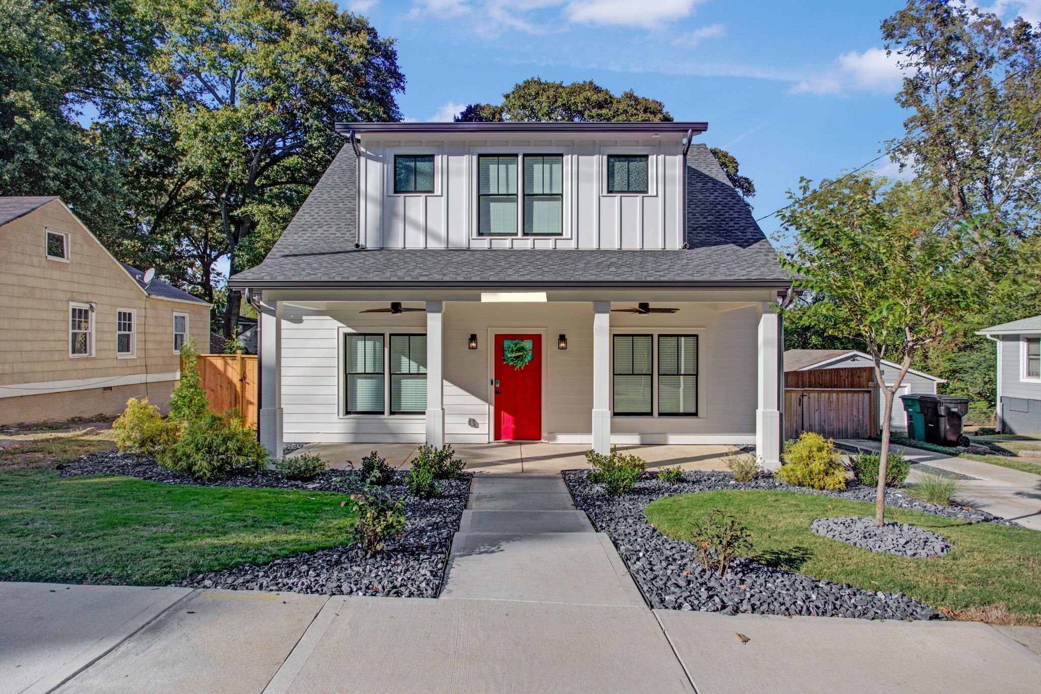 Hapeville’s New  Chic Farmhouse!