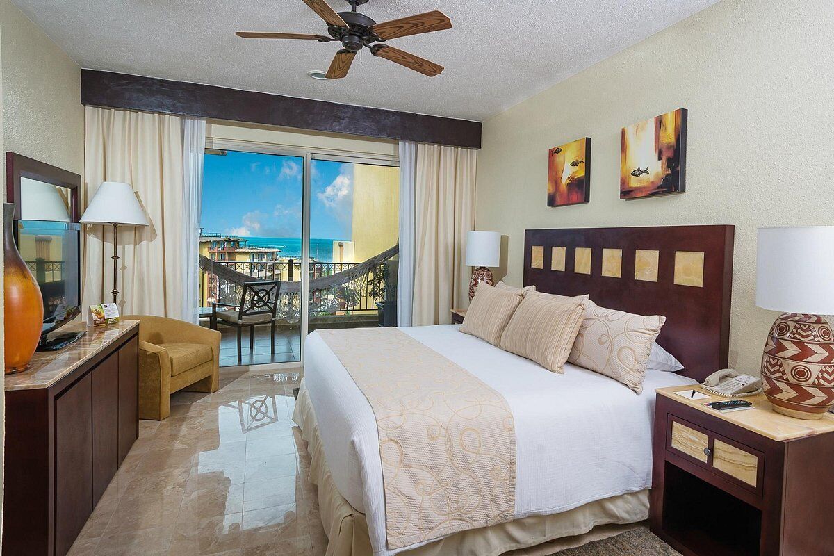 1 bedroom, desk, iron/ironing board, WiFi (free)