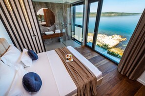 4 Schlafzimmer, Bügeleisen/Bügelbrett, kostenloses WLAN, Bettwäsche