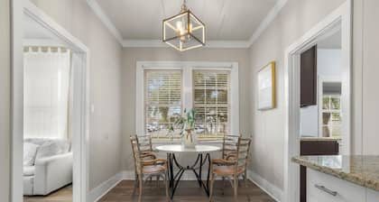 Remodeled Downtown O.S. with Gameroom on GOVT Street; Golf Cart Available