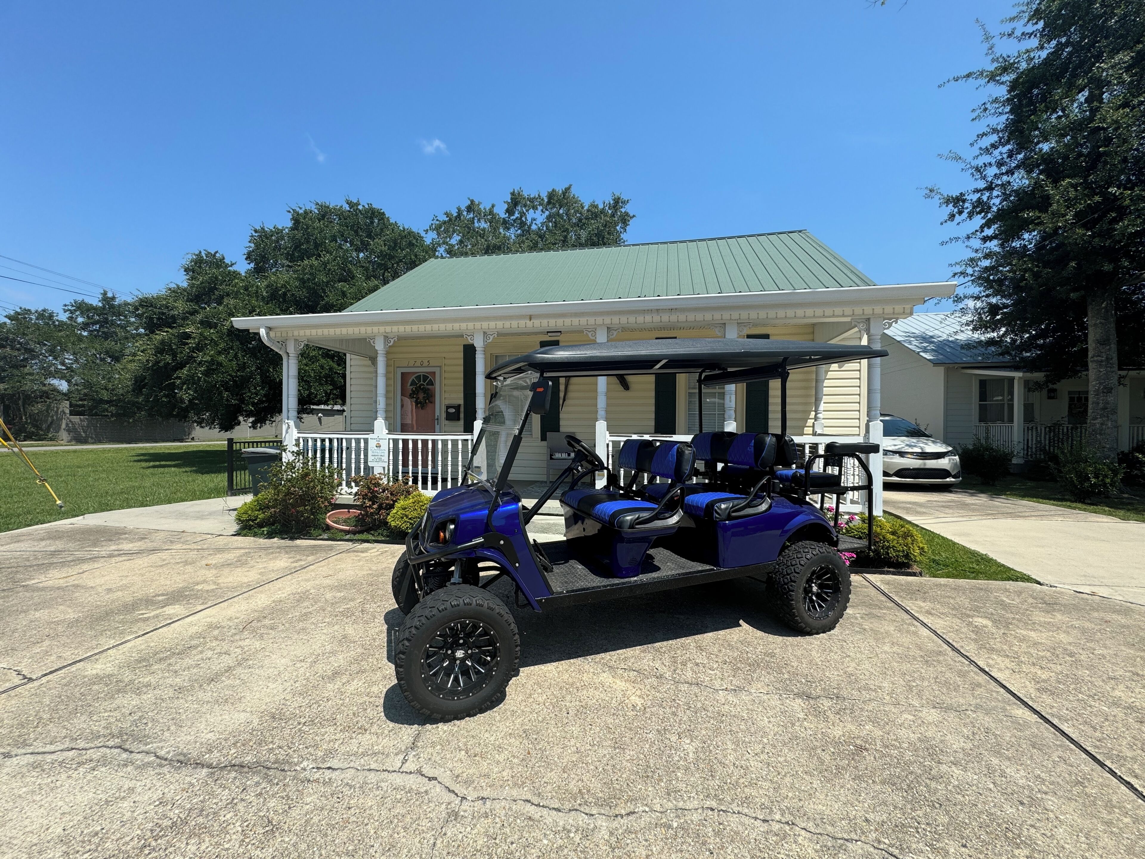 3/2 Prime Location ON Govt St with Game Room walk to everything! golf cart dist
