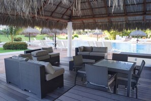 35-inch TV with cable channels - CONDO SHAGUI BY TRVL2HM (Puerto Vallarta)