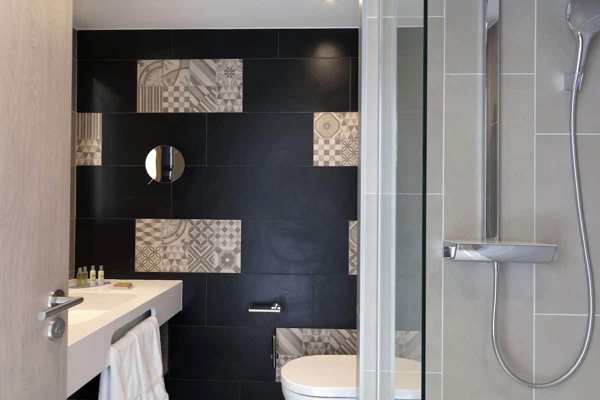 Bathroom | Shower, hair dryer, towels