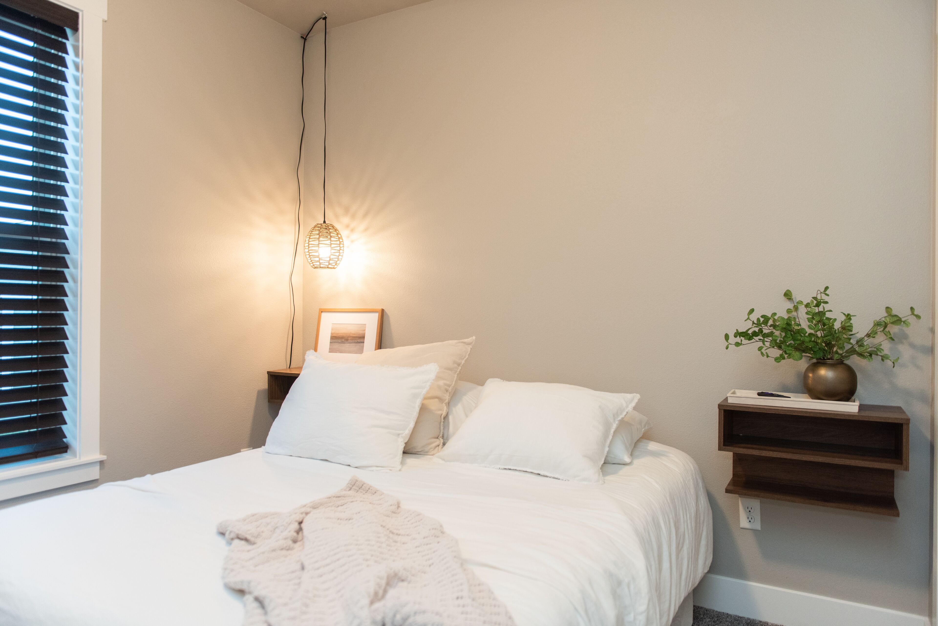 2 bedrooms, iron/ironing board, travel crib, free WiFi