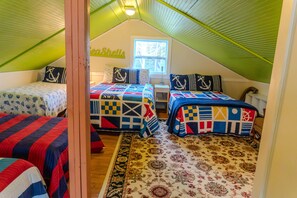 7 bedrooms, iron/ironing board, travel cot, WiFi