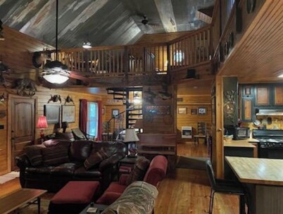 Cabin in the woods overlooking Grenada lake.
