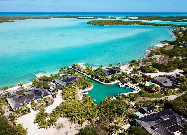 المنشأة من الخارج