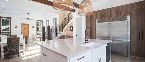 Talo (5 Bedrooms) | Sisätilat