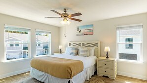 Room - Santa Rosa Hideaway by Avantstay Pet Friendly 6 Mins to Beach! (Santa Rosa Beach)