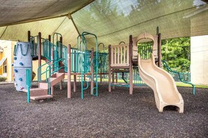 Children's area - Cozy, Modern Townhouse near Disney (Kissimmee)
