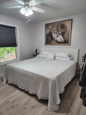 3 habitaciones, cuna de viaje, wifi gratis y ropa de cama 