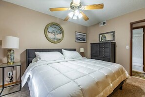 1 bedroom, desk, iron/ironing board, free WiFi