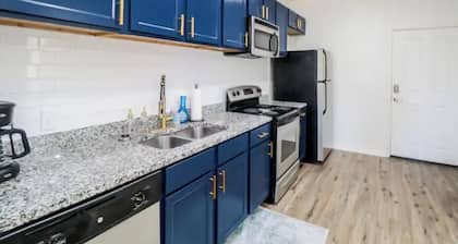 The Perfect Game-Day Condo!