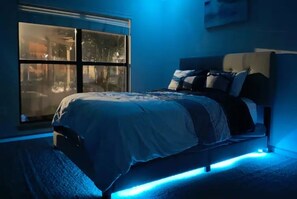 2 bedrooms, WiFi, wheelchair access - Midtown Stargaze (Atlanta)