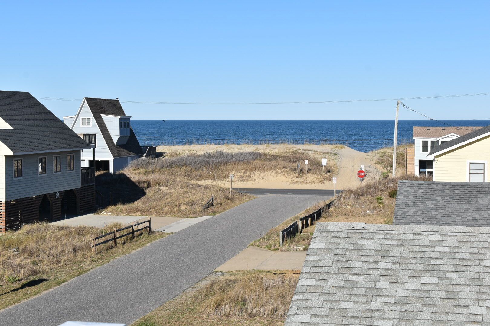 Ocean Views from the Upper Deck! 1 minute walk to beach access!