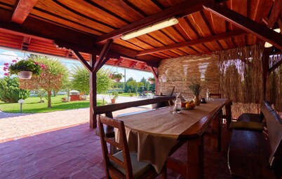 Pet friendly home in Gudovac with WiFi