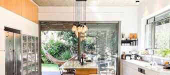 Modern Golan Heights Villa: Chef’s Kitchen, New BBQ & Nature Views