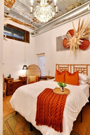 3 bedrooms, iron/ironing board, free WiFi, bed sheets - Southview @ the West Barn - Great Letchworth View! (Perry)