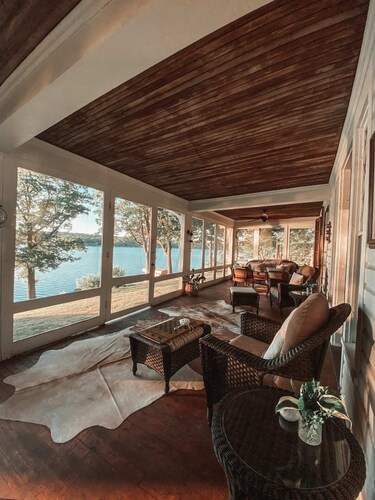 The ultimate cottage core experience in a serene lake country setting overlooking Silver Lake - minutes from Letchworth State Park and downtown Perry, NY