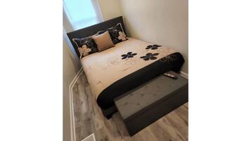 2 Schlafzimmer, Schreibtisch, Bügeleisen/Bügelbrett, kostenloses WLAN