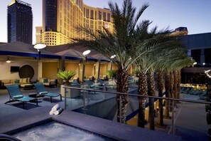 Terrace/patio - Elara, a Hilton Grand Vacations Club - 1 Bedroom Grand - 1BB (Las Vegas)