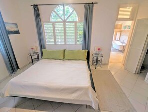 1 bedroom, desk, iron/ironing board, WiFi