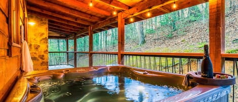 Indoor spa tub
