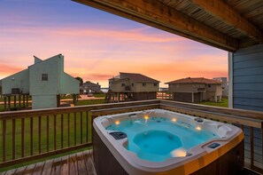 Baignoire à remous extérieure