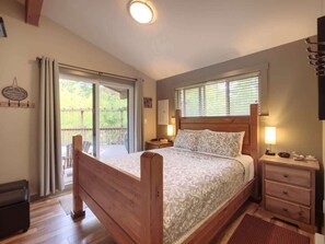 1 habitación, tabla de planchar con plancha, cuna de viaje y wifi 