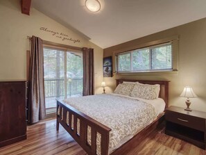 1 slaapkamer, een strijkplank/strijkijzer, wifi, beddengoed