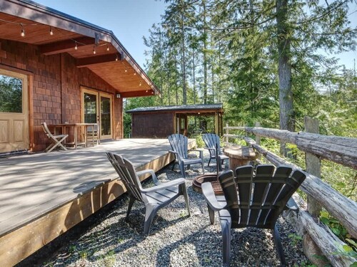 Explorer's Retreat | Sauna & Bunkhouse & Fire pit