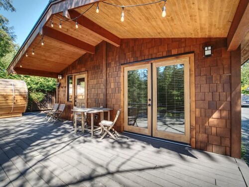 Explorer's Retreat | Sauna & Bunkhouse & Fire pit