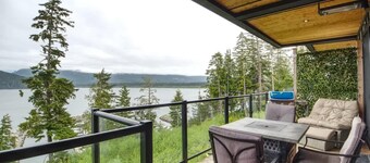 Oceanfront Relaxing & Stunning View