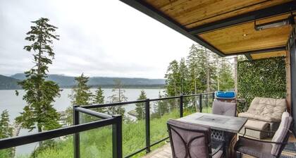 Oceanfront Relaxing & Stunning View