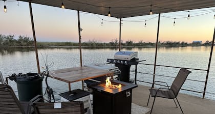 Awesome retreat on the water with sunrise